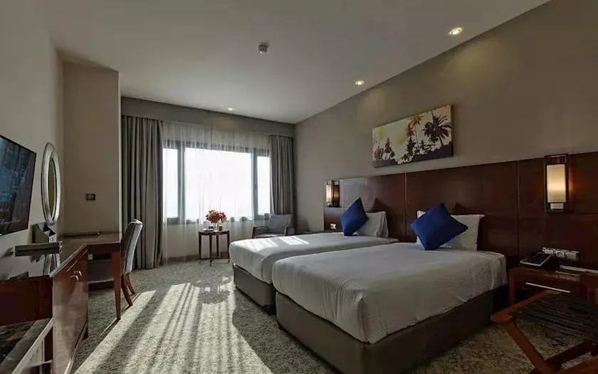 Alibaba https://cdn.alibaba.ir/ostorage/hotel-accommodation-images/67c4408631ce2147606d0625_دو تخته توئین استاندارد رو به دریا (1).webp